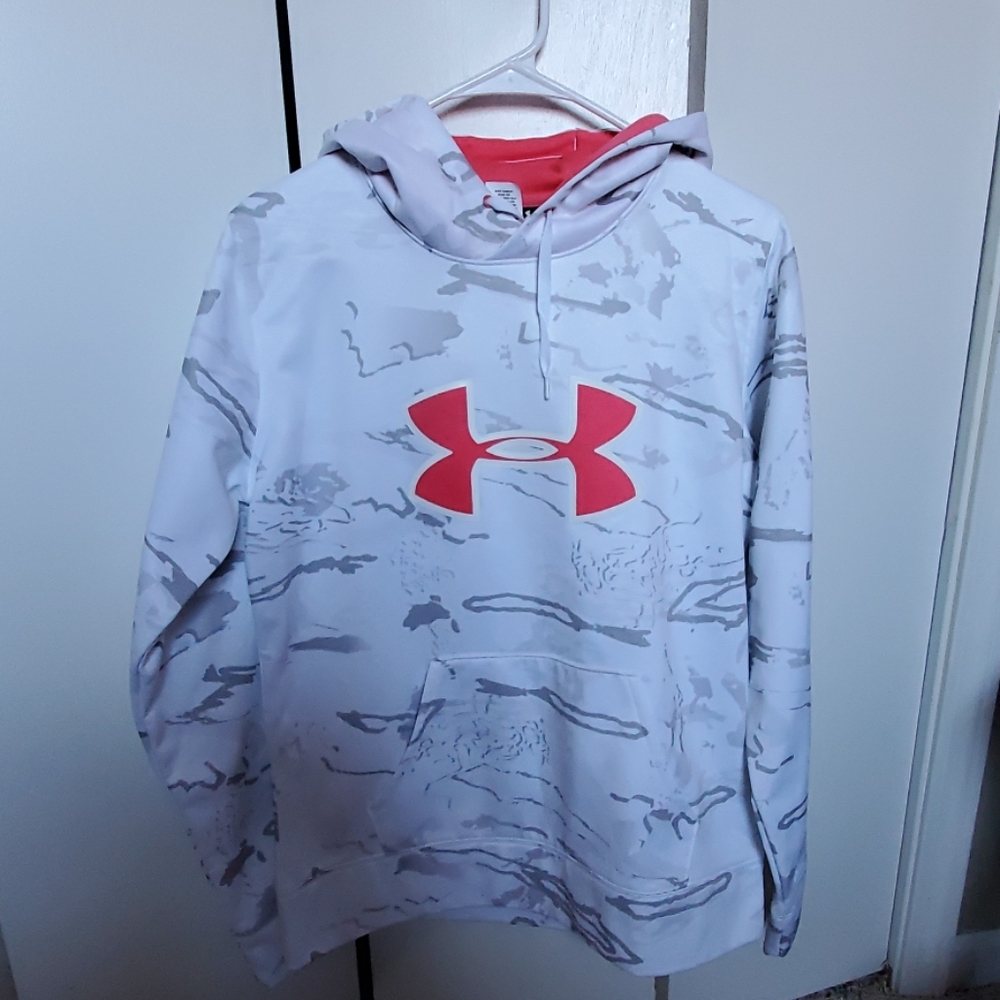 NWOT Under Armour Women's Hoodie